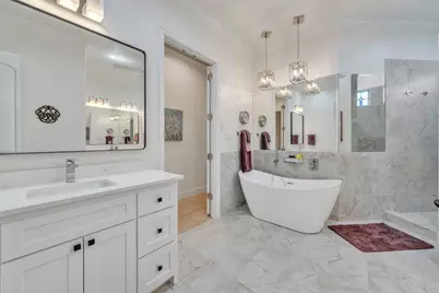 2400 Vineyard Drive, Granbury, TX 76048 - Photo 17