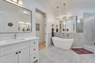 2400 Vineyard Dr, Granbury, TX 76048 - Photo 17