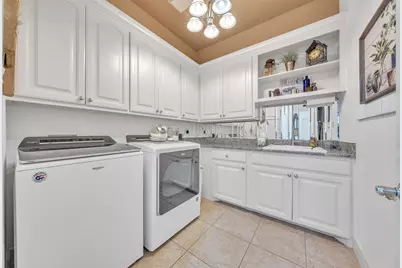 2400 Vineyard Drive, Granbury, TX 76048 - Photo 15