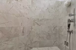 2400 Vineyard Dr, Granbury, TX 76048 - Photo 19