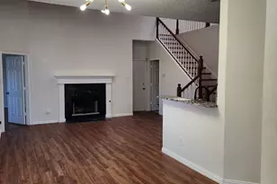 800 Santa Fe Trail, Irving, TX 75063 - Photo 3