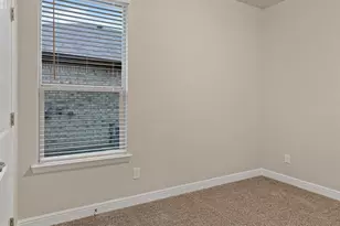 1921 Cherokee Ln, Cleburne, TX 76033 - Photo 21