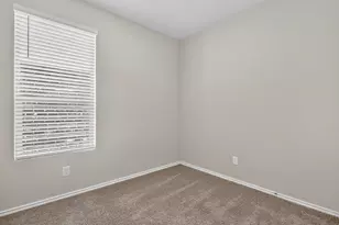 1921 Cherokee Ln, Cleburne, TX 76033 - Photo 25