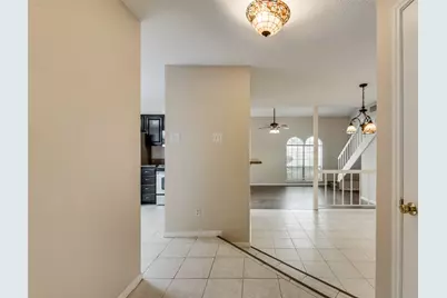 2642 Encina, Irving, TX 75038 - Photo 11