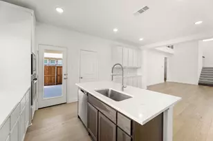 908 Apeldoorn Trl, Little Elm, TX 75068 - Photo 9