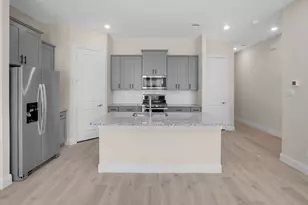 4558 Community Ct, Plano, TX 75024 - Photo 3