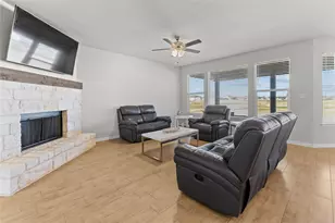 185 Chester Rd, Springtown, TX 76082 - Photo 5