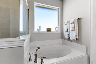 185 Chester Rd, Springtown, TX 76082 - Photo 19