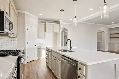 213 Navajo Trail, Alvarado, TX 76009 - Photo 11