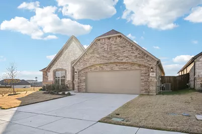 213 Navajo Trail, Alvarado, TX 76009 - Photo 3