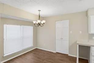 773 Parkview Dr, Burleson, TX 76028 - Photo 5