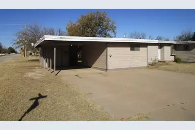 602 E Texas Street, Crowell, TX 79227 - Photo 3