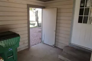 602 E Texas St, Crowell, TX 79227 - Photo 5