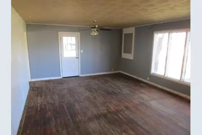 602 E Texas Street, Crowell, TX 79227 - Photo 13