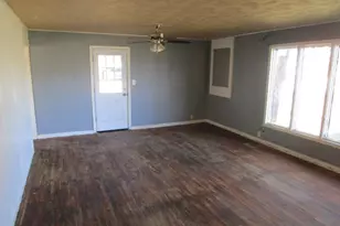 602 E Texas St, Crowell, TX 79227 - Photo 13