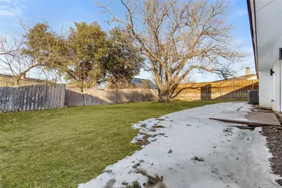 2023 Deerfield Drive, Carrollton, TX 75007 - Photo 33