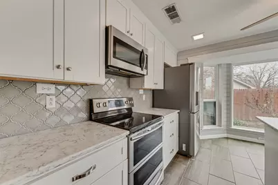 2736 E Wentwood Drive, Carrollton, TX 75007 - Photo 17