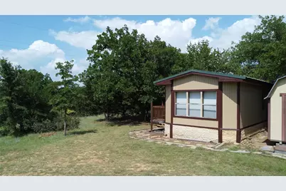 194 Lakeview Court, Sunset, TX 76270 - Photo 5