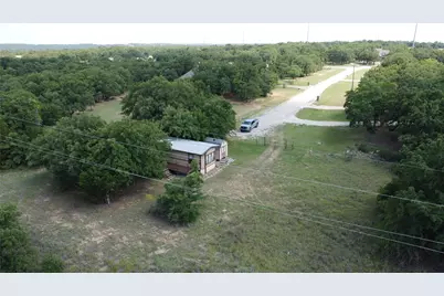 194 Lakeview Court, Sunset, TX 76270 - Photo 21