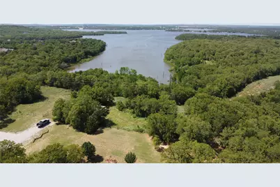 194 Lakeview Court, Sunset, TX 76270 - Photo 3