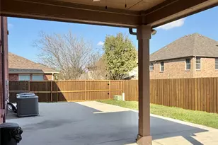 308 Serenade Ln, Euless, TX 76039 - Photo 35