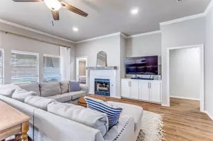 1048 Roundrock Dr, Saginaw, TX 76179 - Photo 5