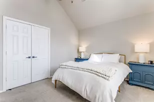 1048 Roundrock Dr, Saginaw, TX 76179 - Photo 19