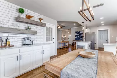 1048 Roundrock Drive, Saginaw, TX 76179 - Photo 9