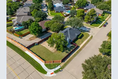 1253 Hershey Lane, Lewisville, TX 75077 - Photo 21