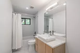 3641 Timberview Rd, Dallas, TX 75229 - Photo 23