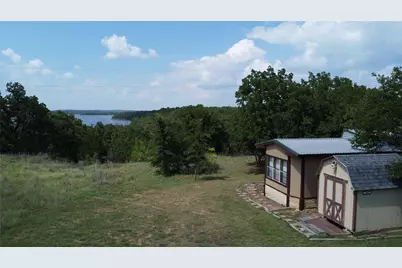 194 Lakeview, Sunset, TX 76270 - Photo 1