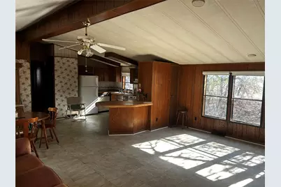 194 Lakeview, Sunset, TX 76270 - Photo 17