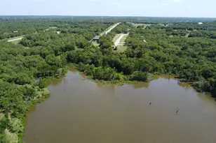 194 Lakeview, Sunset, TX 76270 - Photo 9