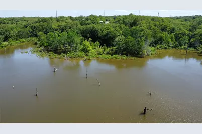 194 Lakeview, Sunset, TX 76270 - Photo 5