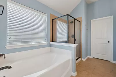 6806 Bear Lane, Greenville, TX 75402 - Photo 17