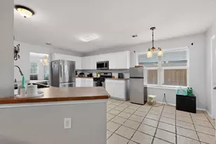 2111 Danbury Dr, Rockwall, TX 75032 - Photo 9