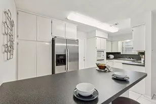 3605 Spring Valley Dr, Bedford, TX 76021 - Photo 11