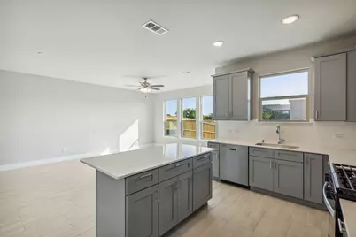 625 Hutchinson Lane, Lewisville, TX 75077 - Photo 3