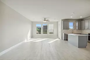 625 Hutchinson Ln, Lewisville, TX 75077 - Photo 5