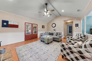 162 High Ridge Dr, Bruceville, TX 76630 - Photo 7