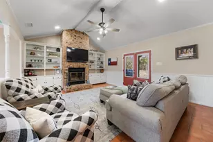 162 High Ridge Dr, Bruceville, TX 76630 - Photo 5