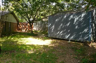 3920 Woodruff Ct, Arlington, TX 76017 - Photo 33