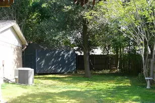 3920 Woodruff Ct, Arlington, TX 76017 - Photo 37