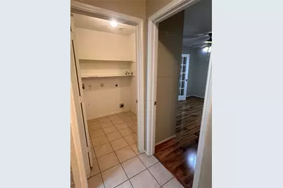 809 Essex Drive, McKinney, TX 75069 - Photo 9
