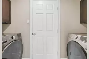 7636 Castillo Rd, Fort Worth, TX 76112 - Photo 11