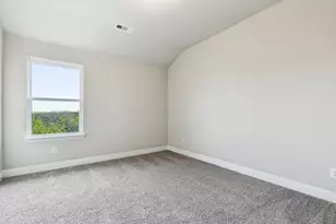 548 Hutchinson Ln, Lewisville, TX 75077 - Photo 13