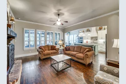 204 Shadow Creek Lane, Lake Dallas, TX 75065 - Photo 9