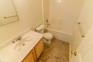 1508 Honey Bee Ln, Lancaster, TX 75134 - Photo 15