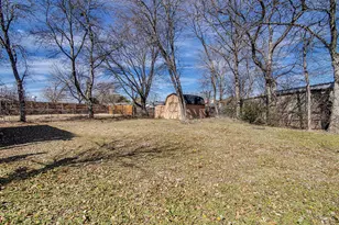 304 Sundown Ct, Burleson, TX 76028 - Photo 19