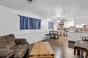 304 Sundown Ct, Burleson, TX 76028 - Photo 13